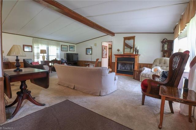 2369 Price Road, Eden, NC 27288