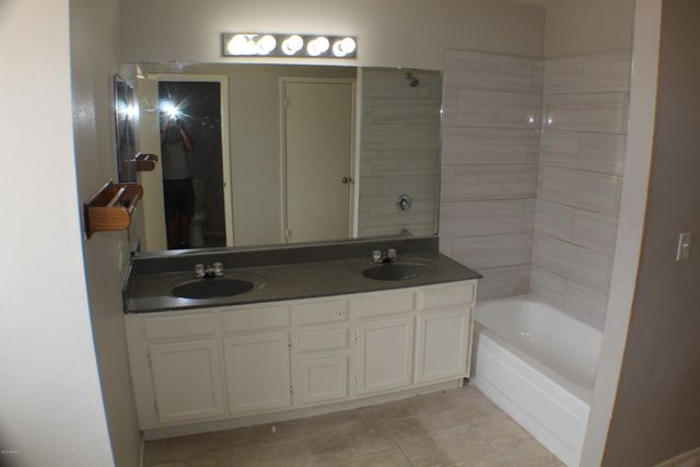 8664 N 107TH Drive, Peoria, AZ 85345