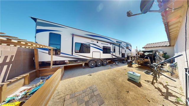 6940 Unicorn, Las Vegas, NV 89131