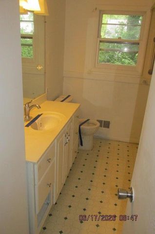 746 Buchanan Avenue, Kalamazoo, MI 49008