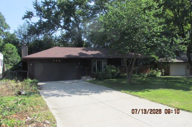 746 Buchanan Avenue, Kalamazoo, MI 49008