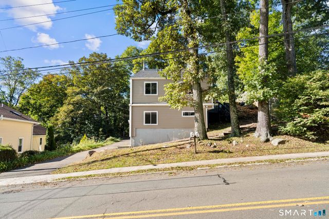 68 Ivy Street A, Branford, CT 06405