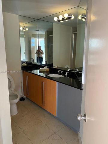 701 Brickell Key Blvd 1902, Miami, FL 33131