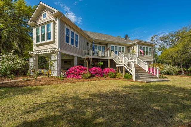 7731 Chaplin Garden Lane, Edisto Island, SC 29438