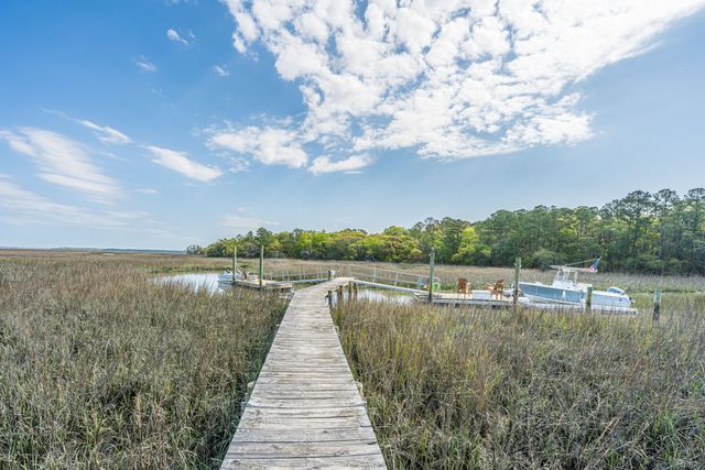 7731 Chaplin Garden Lane, Edisto Island, SC 29438