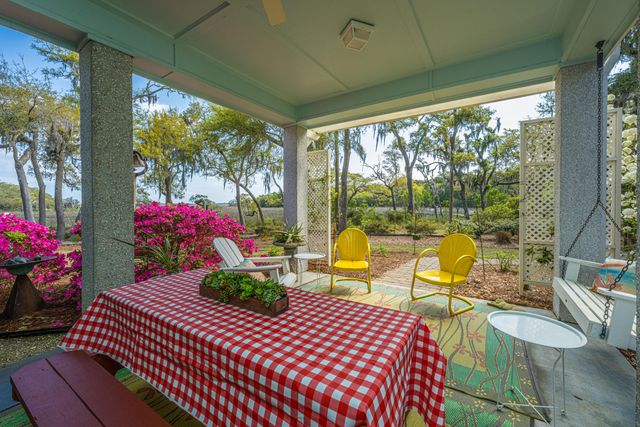 7731 Chaplin Garden Lane, Edisto Island, SC 29438