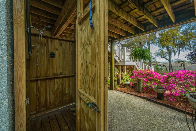 7731 Chaplin Garden Lane, Edisto Island, SC 29438