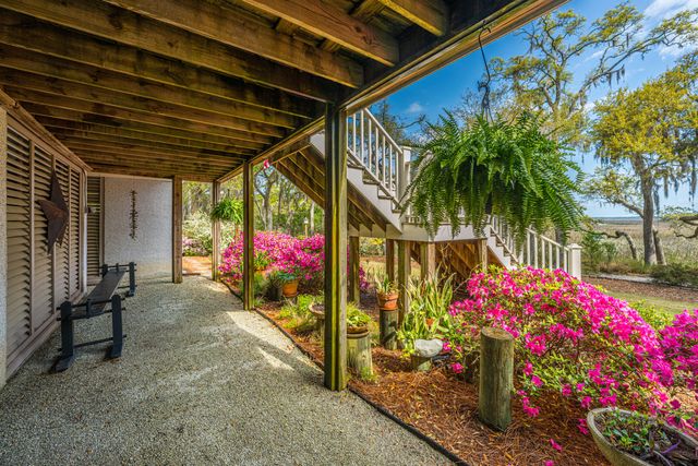 7731 Chaplin Garden Lane, Edisto Island, SC 29438
