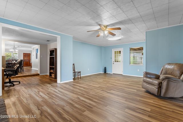 2213 Swetman Boulevard, Gulfport, MS 39507