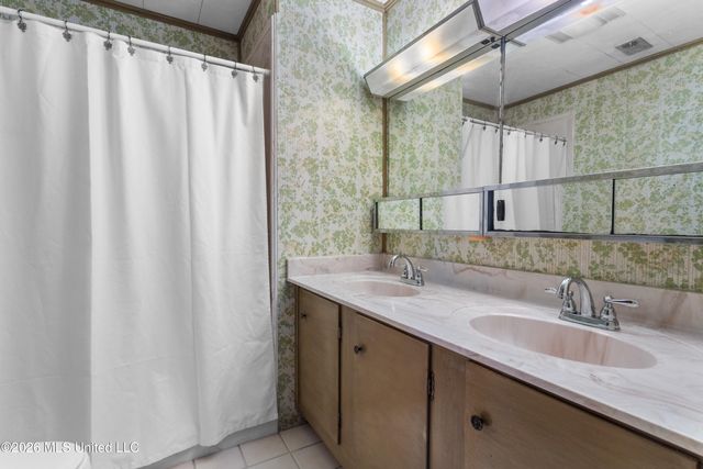 2213 Swetman Boulevard, Gulfport, MS 39507