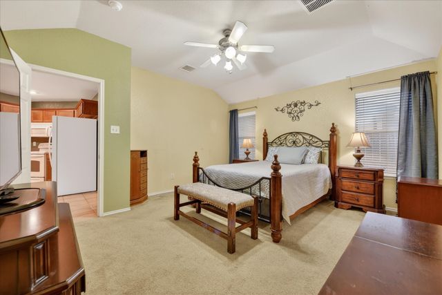 4325 Sweet Clover Lane, Fort Worth, TX 76036