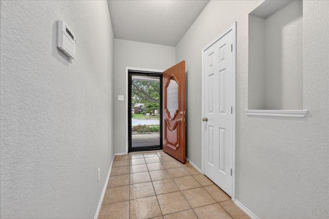 4325 Sweet Clover Lane, Fort Worth, TX 76036