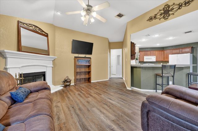 4325 Sweet Clover Lane, Fort Worth, TX 76036