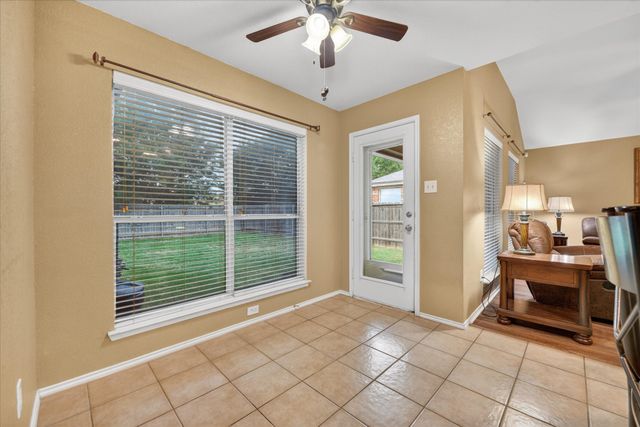 4325 Sweet Clover Lane, Fort Worth, TX 76036