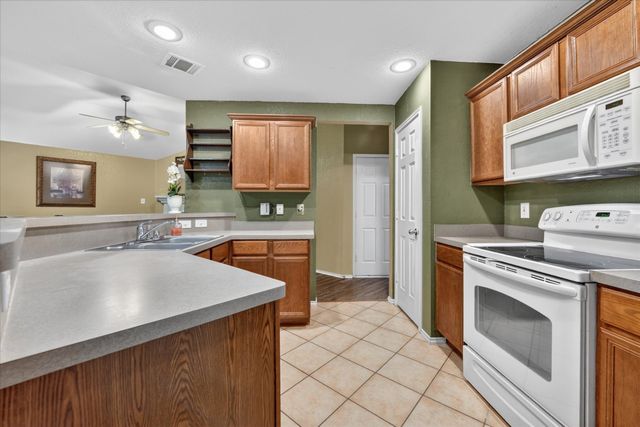 4325 Sweet Clover Lane, Fort Worth, TX 76036