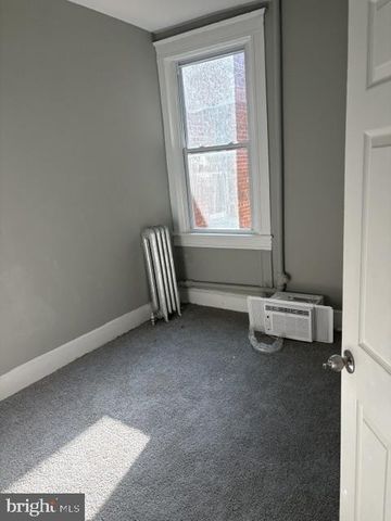 1130 N LONGWOOD ST, Baltimore, MD 21216