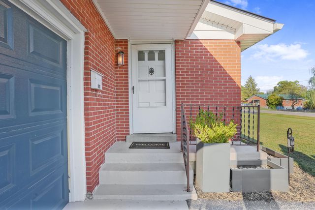 104 Morningside Drive, Lawrenceburg, KY 40342