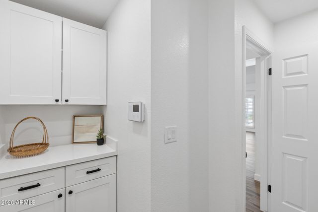 1970 E SUNBURST Lane, Tempe, AZ 85284