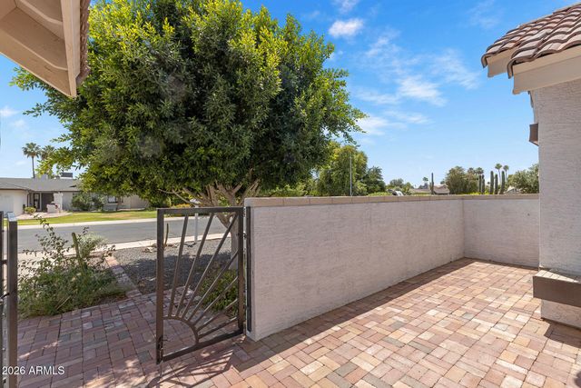 1970 E SUNBURST Lane, Tempe, AZ 85284