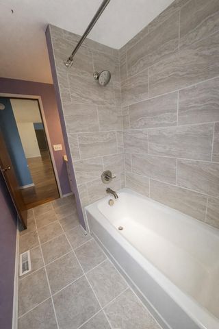 15 Twin Oaks Road, Jacksonville, OR 97530