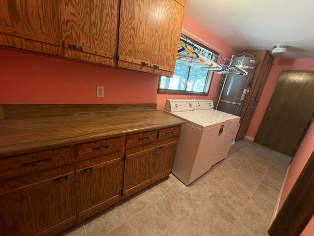 15 Twin Oaks Road, Jacksonville, OR 97530