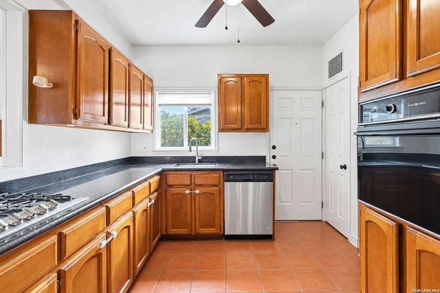 3030 Urban Crest Dr, San Antonio, TX 78209