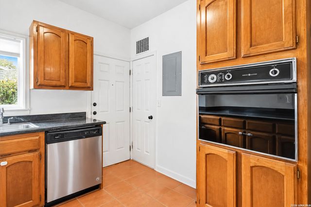 3030 Urban Crest Dr, San Antonio, TX 78209