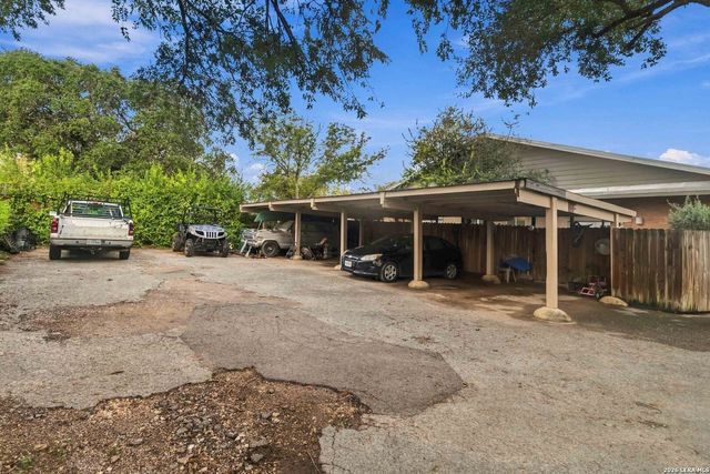3030 Urban Crest Dr, San Antonio, TX 78209
