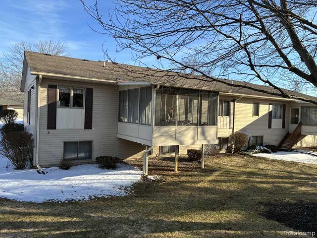 2813 Bridgeside Drive Se 132, Gaines Charter Township, MI 49316