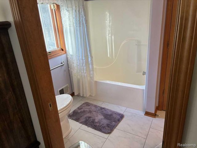 2813 Bridgeside Drive Se 132, Gaines Charter Township, MI 49316