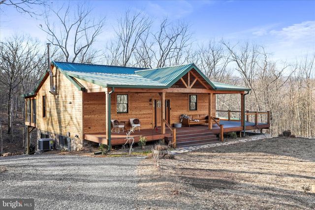 26 HIDEOUT WAY, Great Cacapon, WV 25422