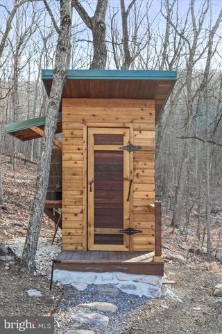 26 HIDEOUT WAY, Great Cacapon, WV 25422