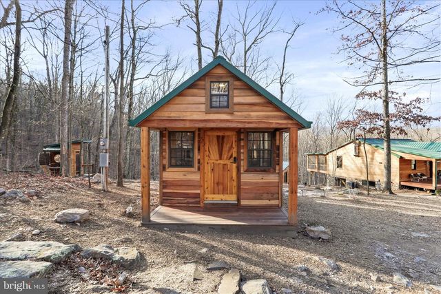 26 HIDEOUT WAY, Great Cacapon, WV 25422