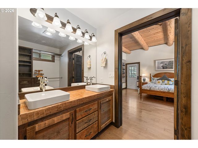 60989 OLD SKI RUN Rd, Joseph, OR 97846