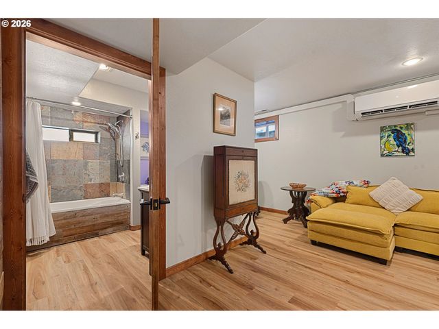 60989 OLD SKI RUN Rd, Joseph, OR 97846