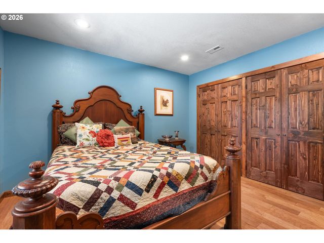 60989 OLD SKI RUN Rd, Joseph, OR 97846