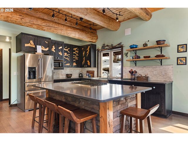 60989 OLD SKI RUN Rd, Joseph, OR 97846