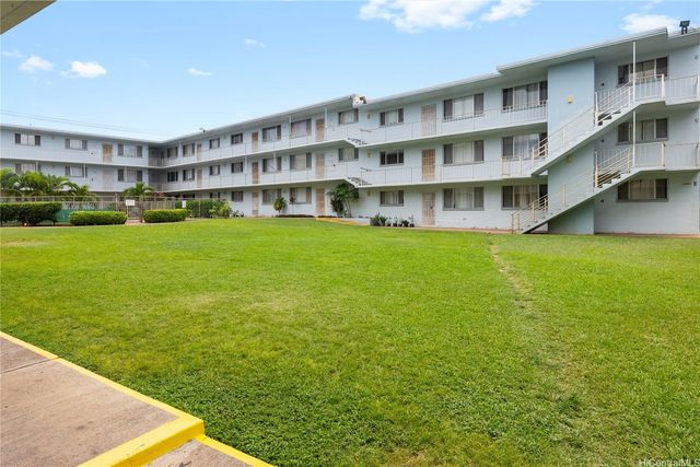94-011 Waipahu Street D214, Waipahu, HI 96797
