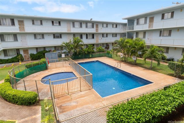 94-011 Waipahu Street D214, Waipahu, HI 96797