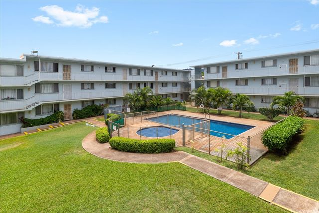 94-011 Waipahu Street D214, Waipahu, HI 96797