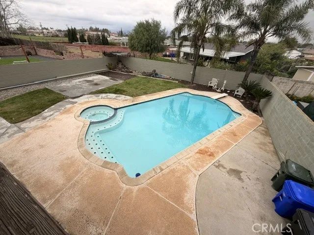 17824 Ivy Avenue, Fontana, CA 92335