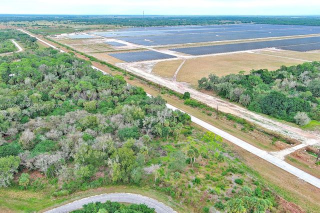 171 CAROUSEL AVE, La Belle, FL 33935