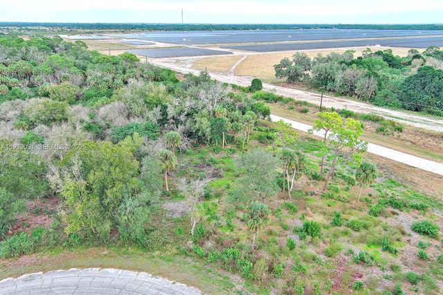 171 CAROUSEL AVE, La Belle, FL 33935