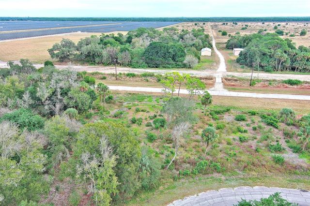 171 CAROUSEL AVE, La Belle, FL 33935