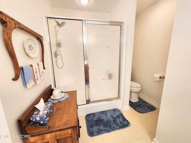 7038 Winter Oaks Way, Knoxville, TN 37918