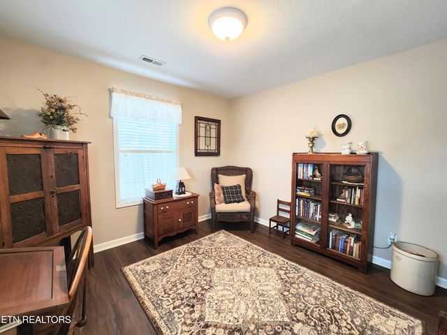 7038 Winter Oaks Way, Knoxville, TN 37918