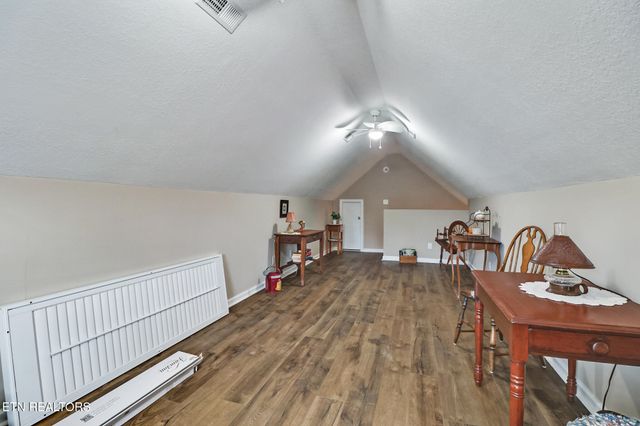 7038 Winter Oaks Way, Knoxville, TN 37918