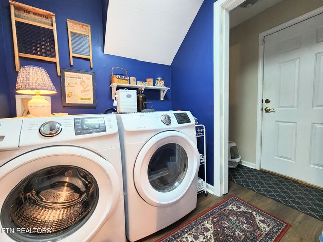 7038 Winter Oaks Way, Knoxville, TN 37918