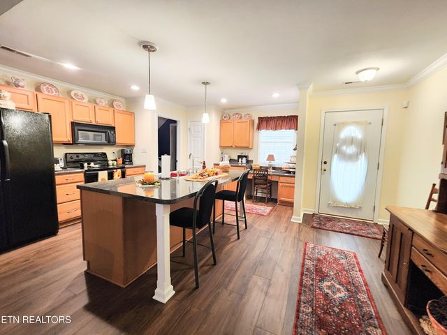 7038 Winter Oaks Way, Knoxville, TN 37918