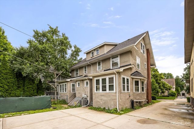 44 N Spring Avenue, La Grange, IL 60525